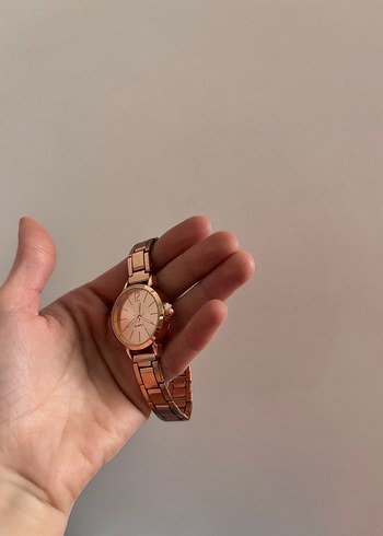 Bej Parlak Kadın Kol Saati - Görsel 2