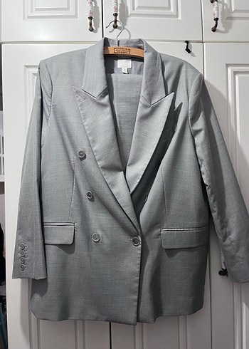 Gri Kadın Klasik Kesim Düğmeli Blazer Ceket Takım - Görsel 2