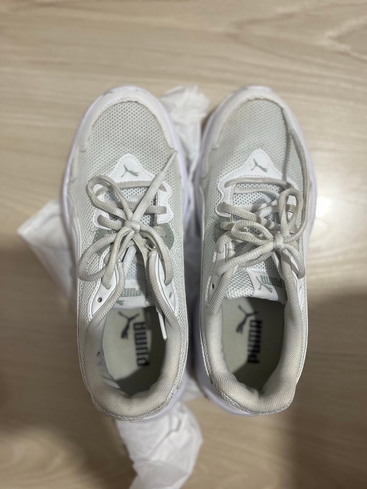 PUMA Beyaz Bağcıklı Kadın Spor Ayakkabı - Görsel 5