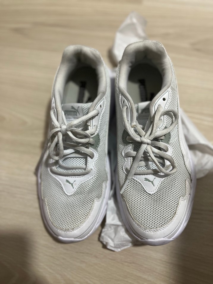 PUMA Beyaz Bağcıklı Kadın Spor Ayakkabı - Görsel 4