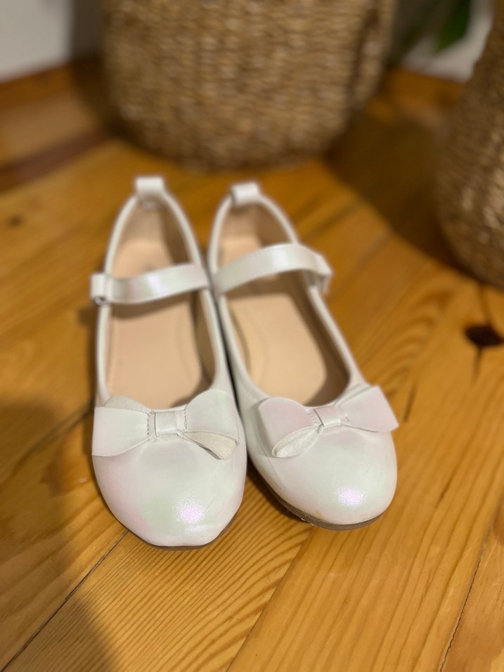 Beyaz Fiyonklu Kız Babet Ayakkabı - Görsel 4