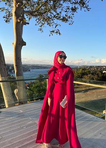 Pembe Pelerinli Uzun Kollu Abiye Elbise - Görsel 4