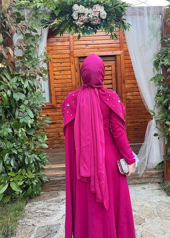 38 Beden Pembe Pelerinli Uzun Kollu Abiye Elbise