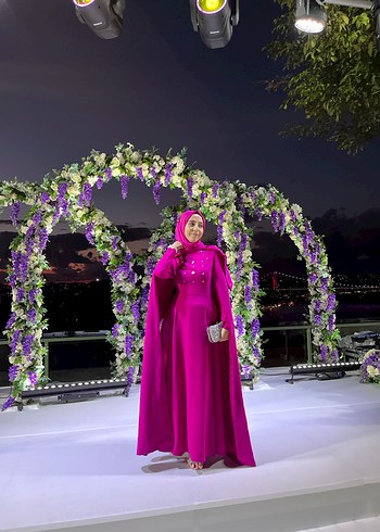 Pembe Pelerinli Uzun Kollu Abiye Elbise - Görsel 6