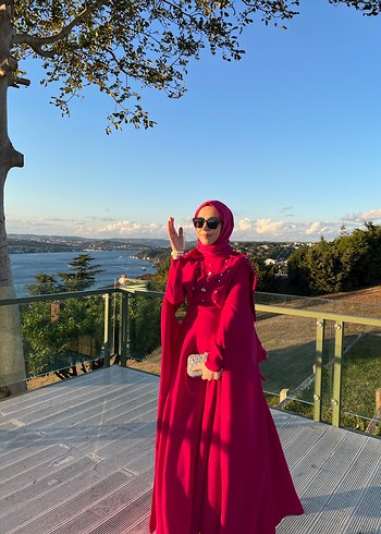 Pembe Pelerinli Uzun Kollu Abiye Elbise - Görsel 5