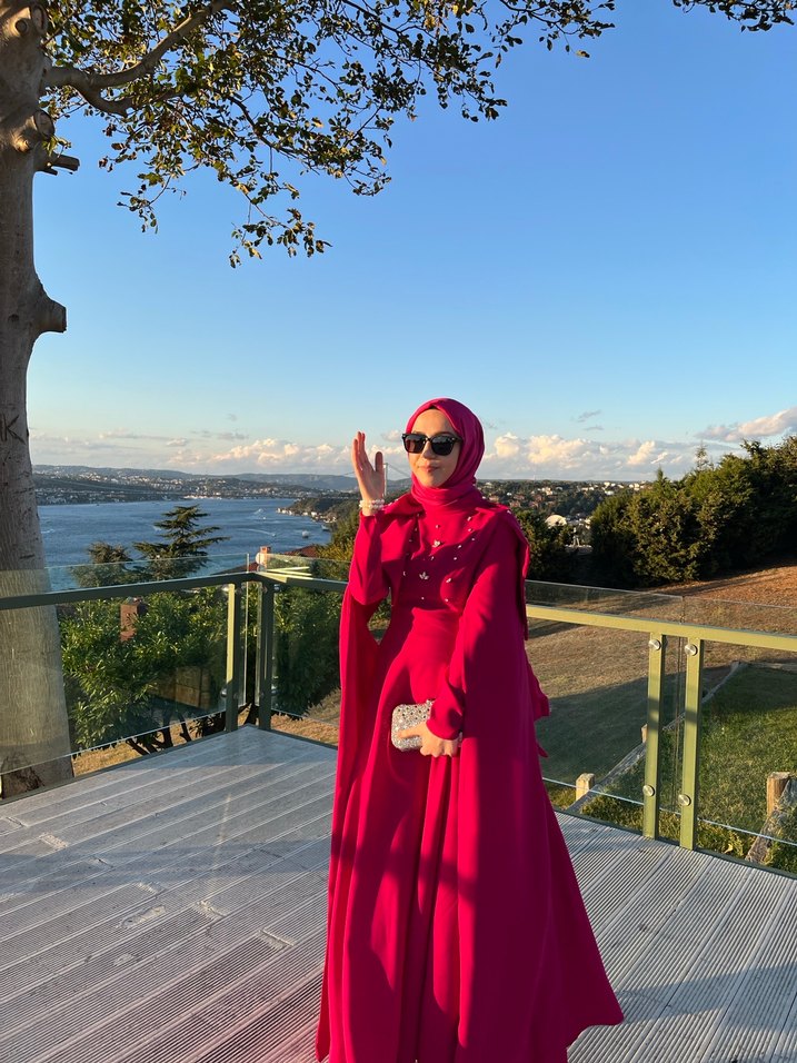 Pembe Pelerinli Uzun Kollu Abiye Elbise - Görsel 5