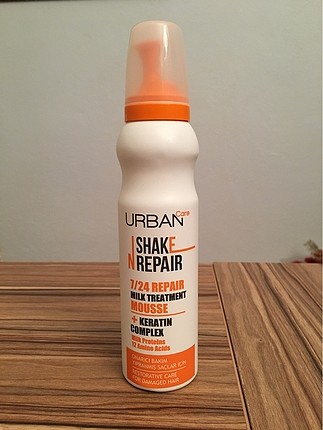 Urban Care Shake n Repair Saç Köpüğü