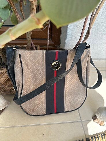 Tommy Hilfiger Tommy