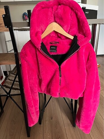m Beden pembe Renk Bershka crop ceket