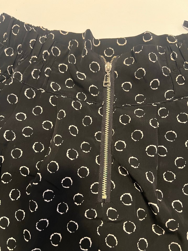 Siyah Puantiyeli şort - Görsel 4