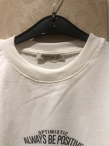 m Beden Sweettshirt #crop