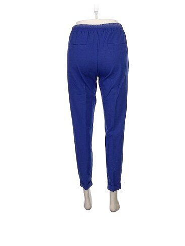 s Beden Bershka Kumaş Pantolon %70 İndirimli.