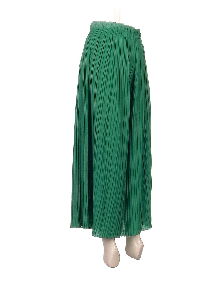 Bershka Düz Kesim %70 İndirimli. - Görsel 2