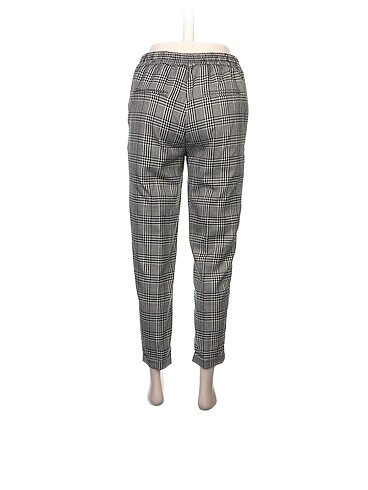 s Beden Pull and Bear Düz Kesim %70 İndirimli.