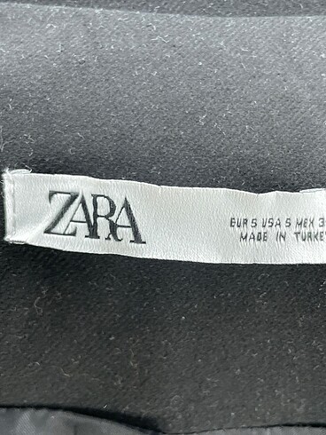 s Beden siyah Renk Zara Blazer %70 İndirimli.