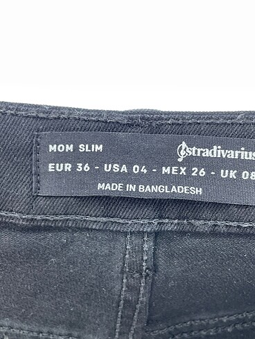 36 Beden siyah Renk Stradivarius Jean / Kot %70 İndirimli.