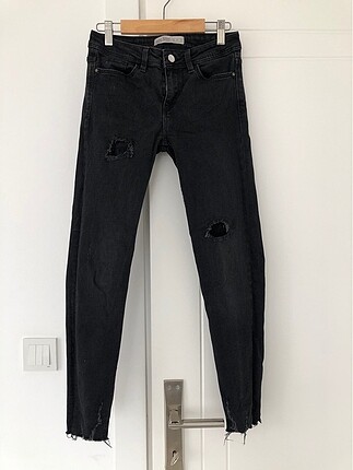 Zara Siyah Jean