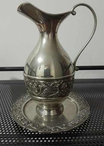 Alman gümüş sürahi