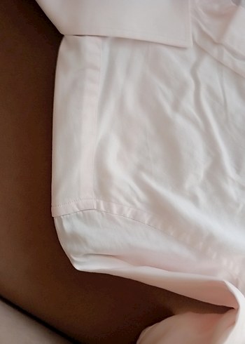 Düğmeli V Yakalı Beyaz Erkek Gömlek - Görsel 3