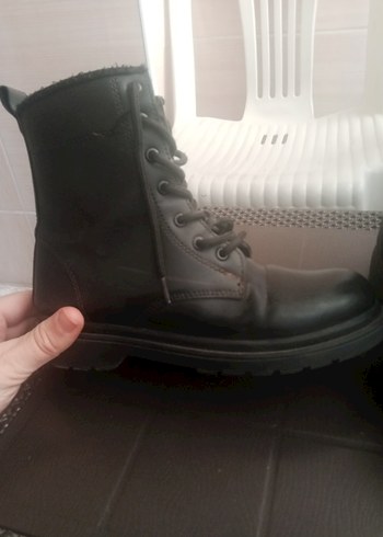 Siyah Deri Fermuarlı Stiletto Topuklu Bot - Görsel 3