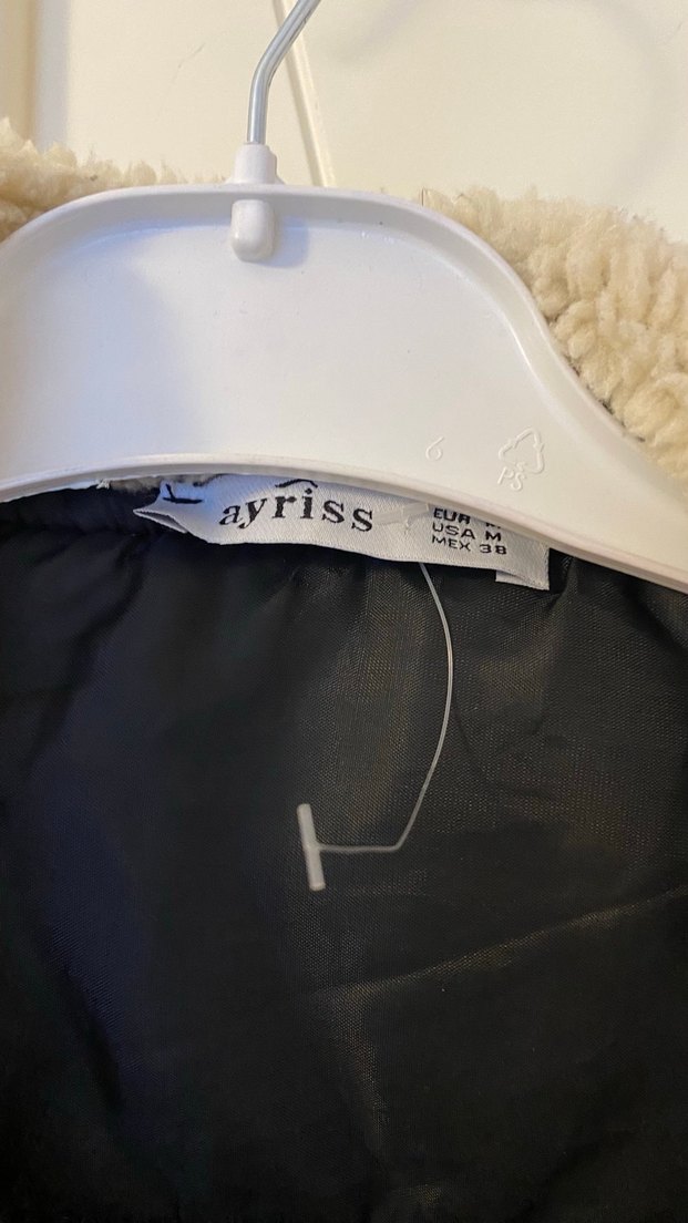 Siyah Mini Deri Kadın Kışlık Ceket - Görsel 3