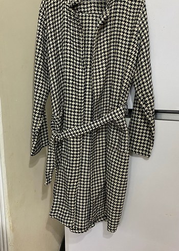 Gri Kemerli Uzun Kareli Kadın Kaban - Görsel 5