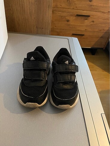 Adidas 25 numara Adidas ayakkabı