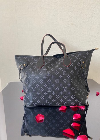 Louis Vuitton Gri Çiçek Desenli Siyah Deri Kadın Çanta
