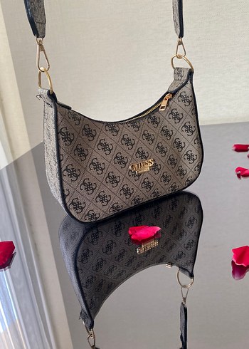 Guess Guess Gri Baskılı Kadın Omuz Çantası