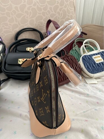 Louis Vuitton A sınıf 1. Kalite çanta