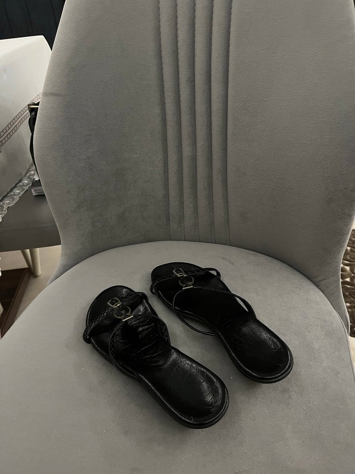 siyah sandalet - Görsel 2