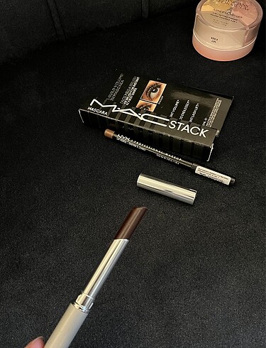 clinique black honey