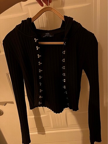 bershka crop hırka