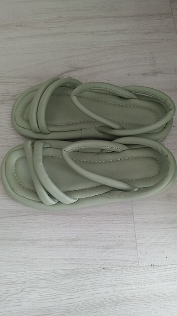 39 Beden Sandalat