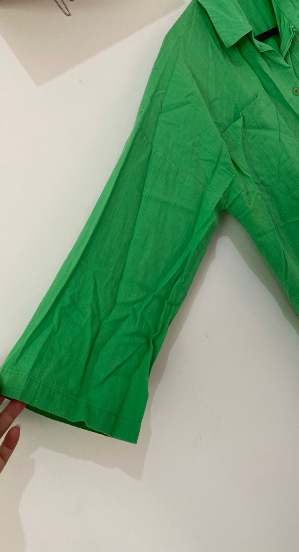 Düğmeli Yeşil Keten Kadın Gömlek - Görsel 2