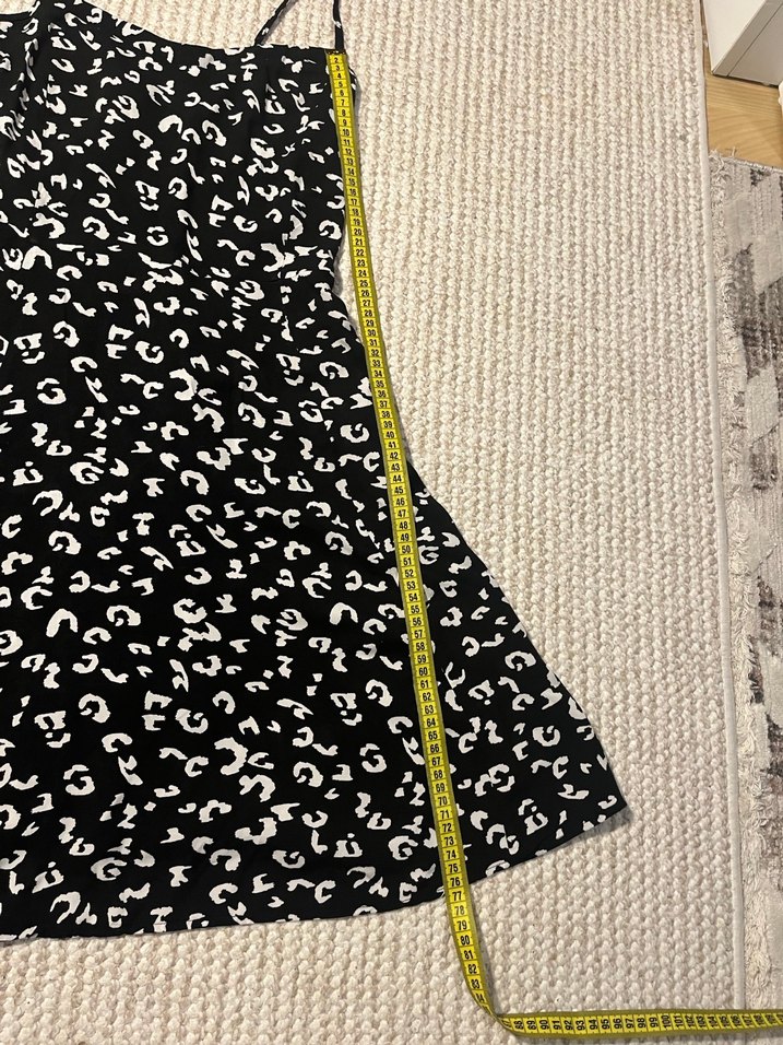 Siyah Beyaz Yılan Desenli Uzun Askılı Elbise - Görsel 2