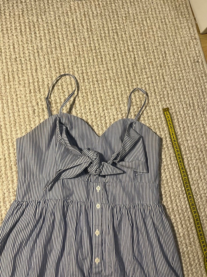 Düğmeli Çizgili Gri Midi Elbise trendyol - Görsel 3