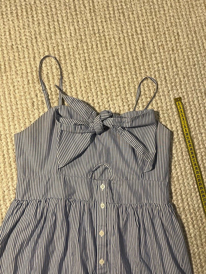 Düğmeli Çizgili Gri Midi Elbise trendyol - Görsel 2