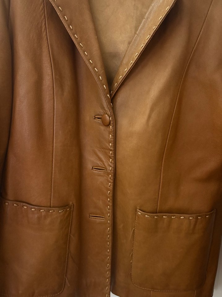 Bej Deri Kadın Ceket, Düğmeli, Ofis Stili - Görsel 2