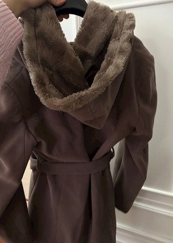 Kahverengi Peluş Detaylı Hamile Kabanı - Görsel 3