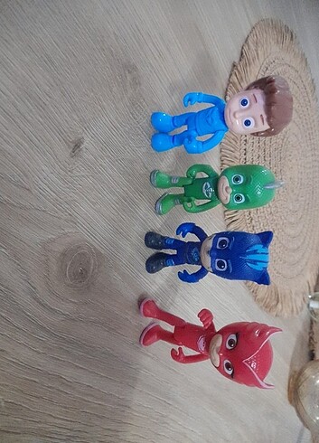  Beden Renk Pj maskeliler 