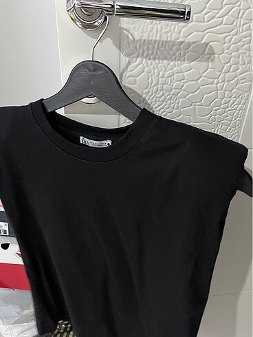 Vatkalı bluz crop t shirt