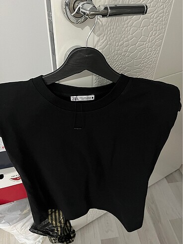 l Beden siyah Renk Vatkalı bluz crop t shirt