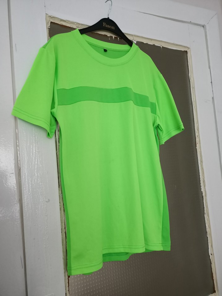 Yeşil Erkek Bisiklet Yaka Kısa Kollu Tişört - Görsel 3