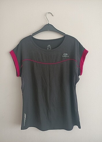 s Beden siyah Renk Siyah Kısa kollu Likralı esnek Tshirt orjinal spor bir ürün
