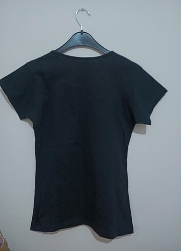 m Beden T-shirt sorunsuzdur