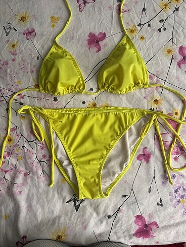 Bikini ????