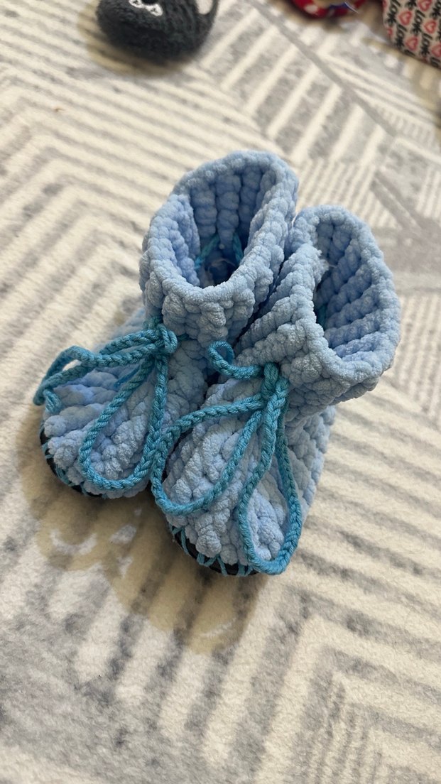 Mavi Örgü Erkek Bebek Patik - Görsel 3