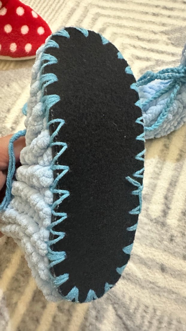 Mavi Örgü Erkek Bebek Patik - Görsel 2