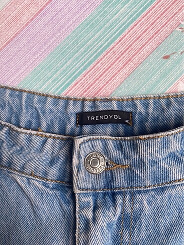 42 Beden Trendyoll mom jean